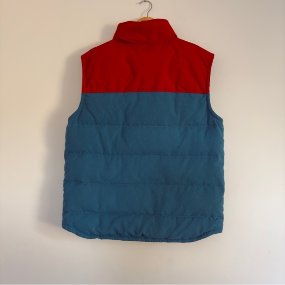 Patagonia Men’s Chunky Puffer Vest in Blue and Red Size: Large - Picture 2 of 6